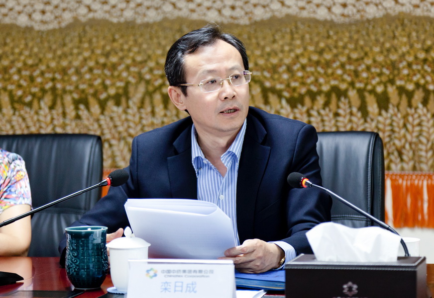 袁飞会见土库曼斯坦农业与水利部司长耶乐卡巴耶夫一行 - 中国中纺